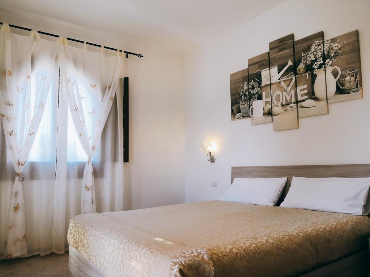 Bed and Breakfast A Lu Ponti Budoni Esterno foto