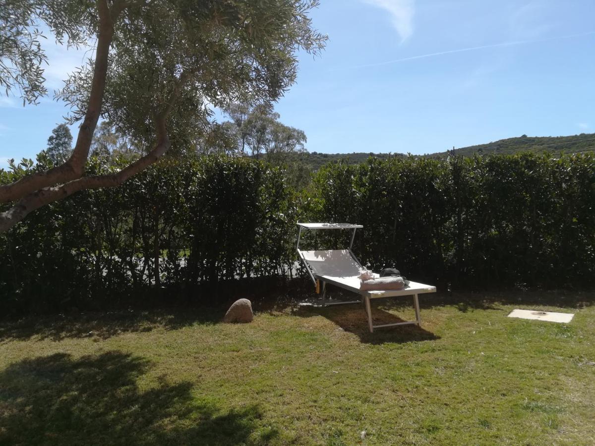 Bed and Breakfast A Lu Ponti Budoni Esterno foto